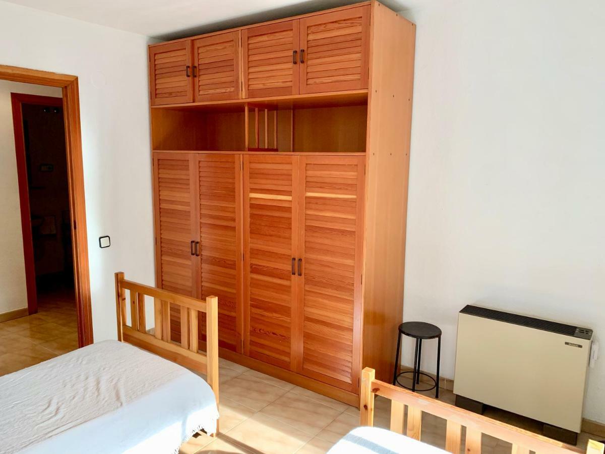 Apartamento - Wifi Free - Frente Al Mar Салоу Экстерьер фото