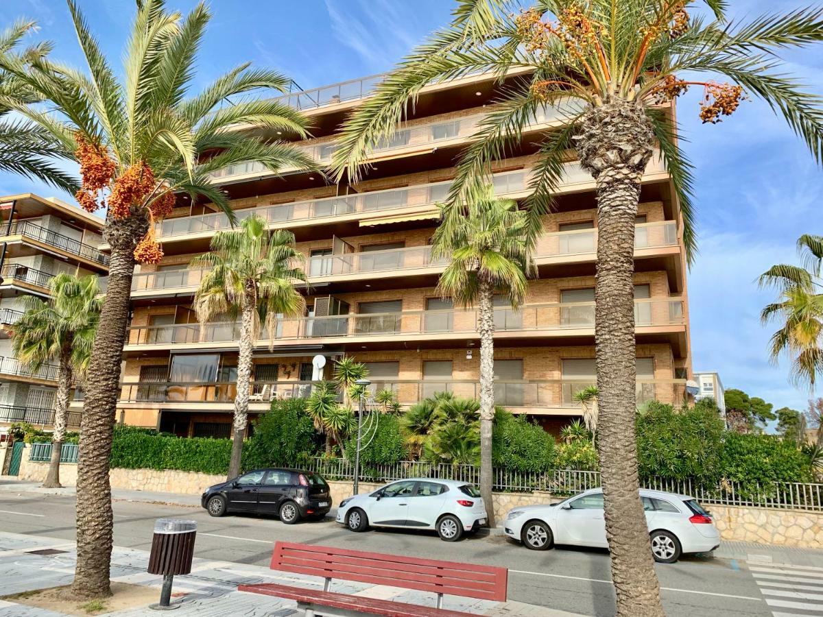 Apartamento - Wifi Free - Frente Al Mar Салоу Экстерьер фото
