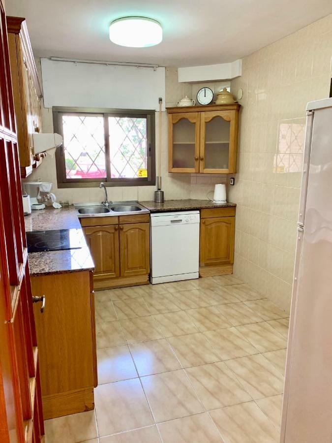 Apartamento - Wifi Free - Frente Al Mar Салоу Экстерьер фото
